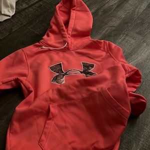 Hot pink under armor hoodie with camo